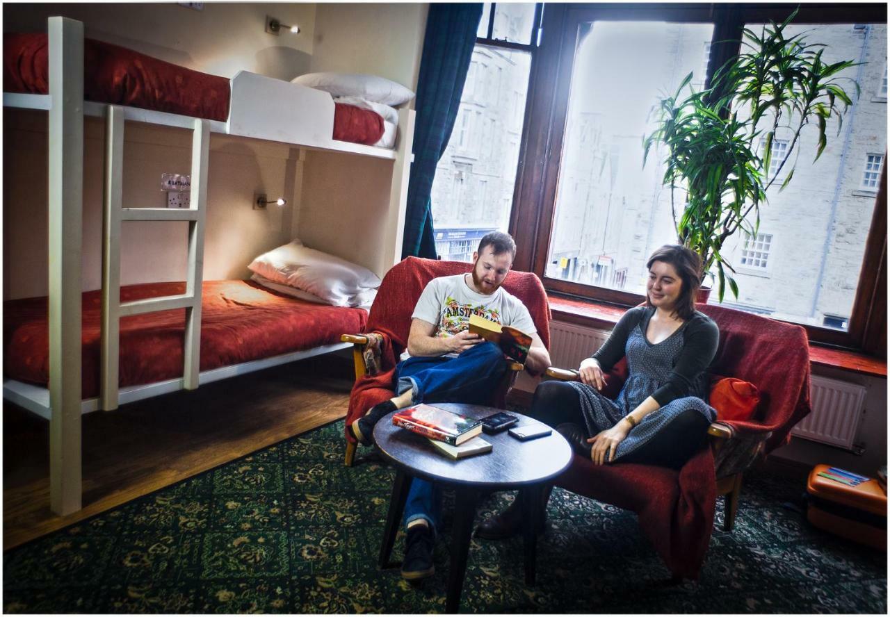 Хостел Royal Mile Backpackers Эдинбург Экстерьер фото